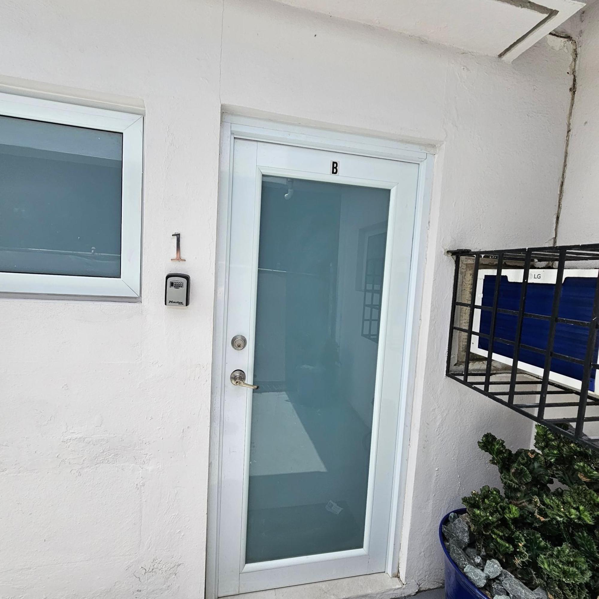 Latitude Adjustment San Juan Exterior foto